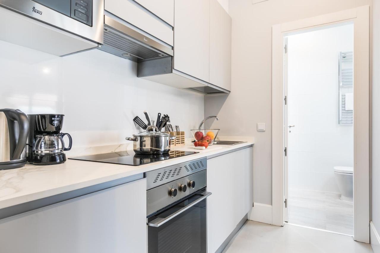 Feelathome San Marcos Apartments Madrid Esterno foto
