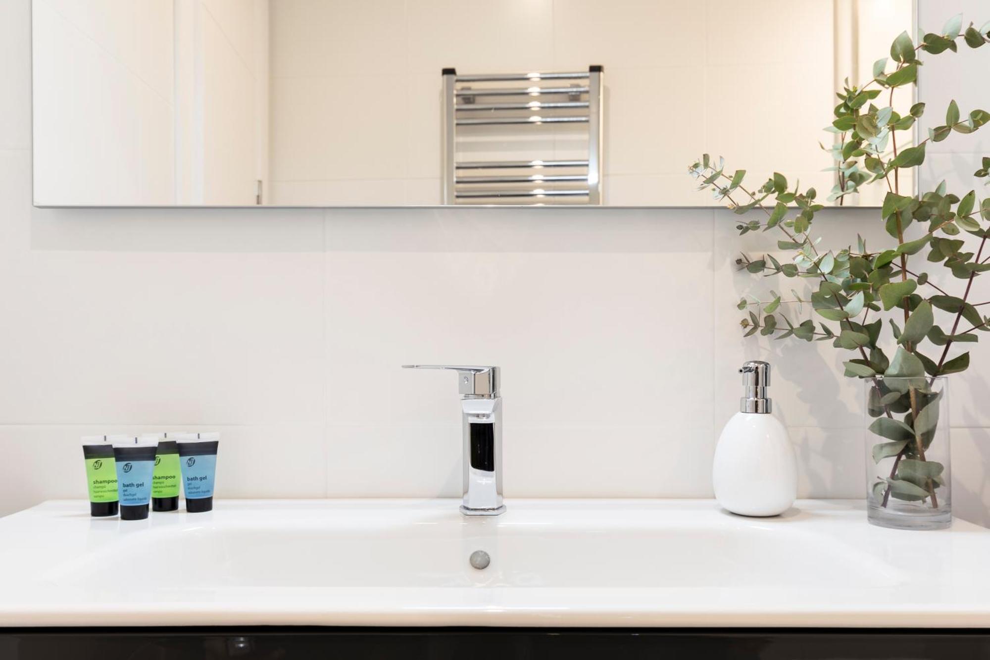 Feelathome San Marcos Apartments Madrid Esterno foto
